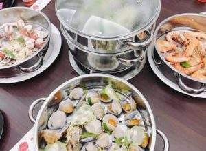 Huaqiao Seafood Hotpot